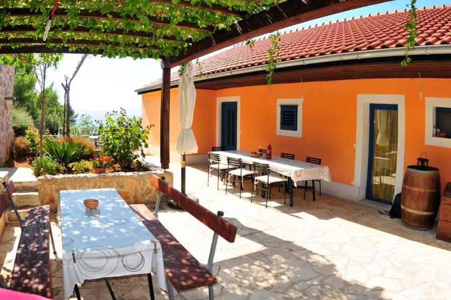 Seaside Secluded Apartments Cove Tvrdni Dolac, Hvar - 4008 Gdinj ภายนอก รูปภาพ