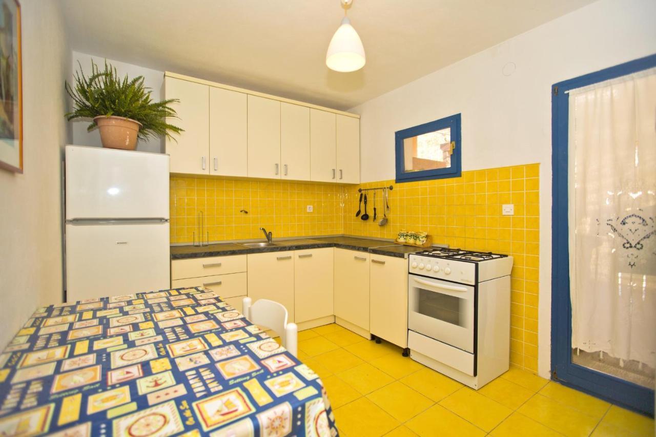 Seaside Secluded Apartments Cove Tvrdni Dolac, Hvar - 4008 Gdinj ภายนอก รูปภาพ